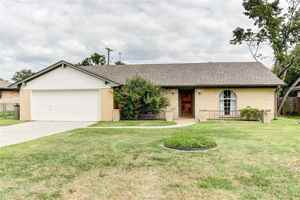 featured image of 3503 Old Oaks Dr