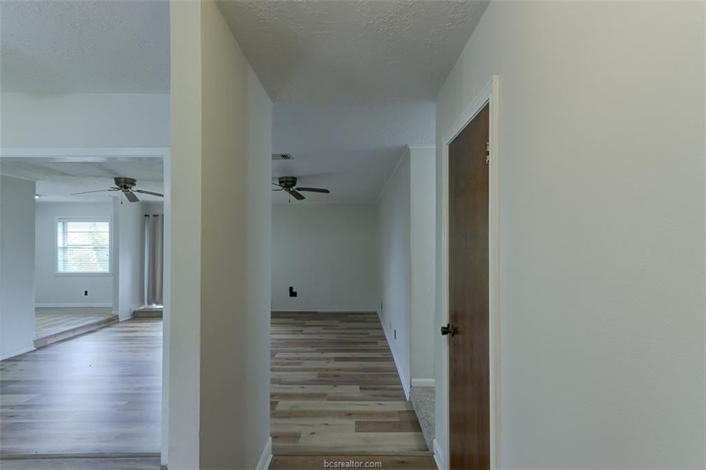 3503 Old Oaks Dr - Photo 2 of 34