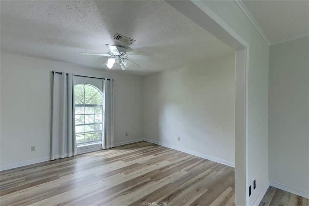 3503 Old Oaks Dr - Photo 6 of 34
