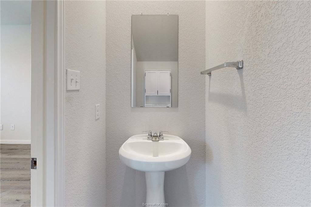 1415 Desire Ln - Photo 5 of 22