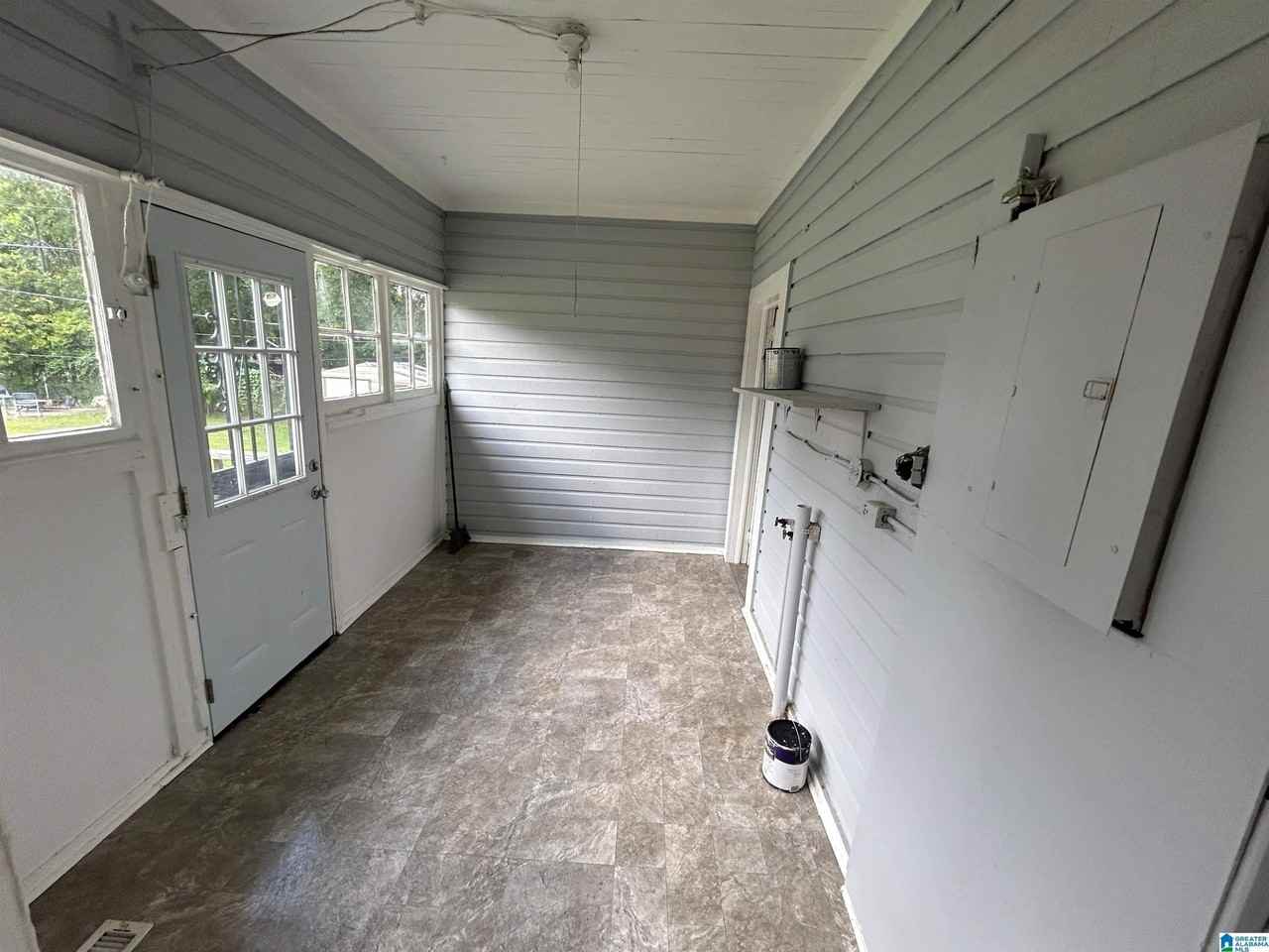 1416 11th Pl S - Photo 2 of 12