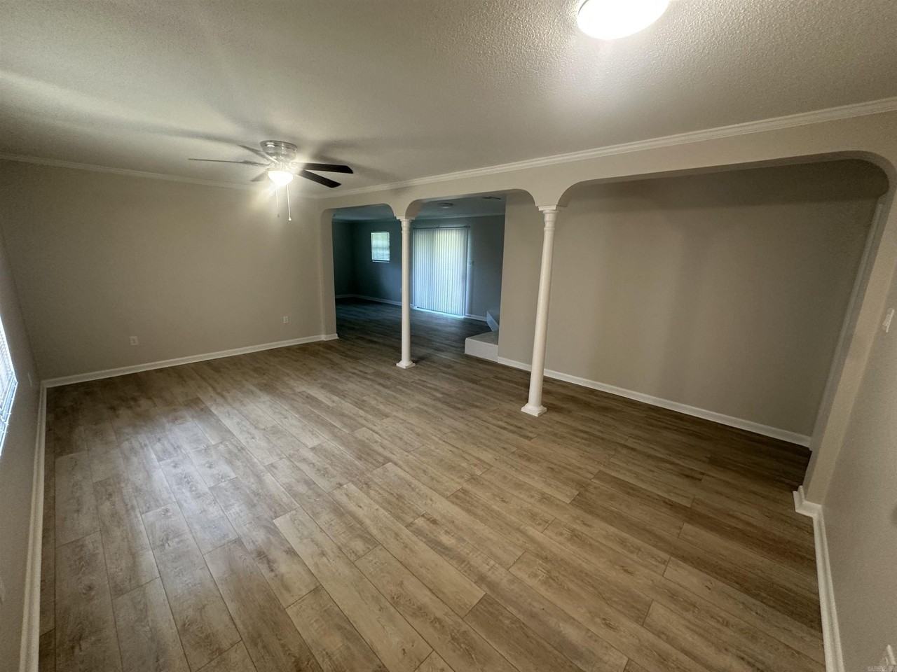120 Apache Dr - Photo 5 of 25