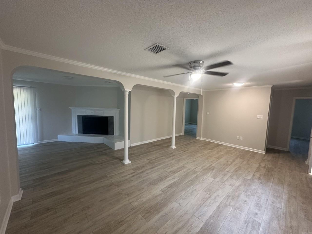 120 Apache Dr - Photo 6 of 25