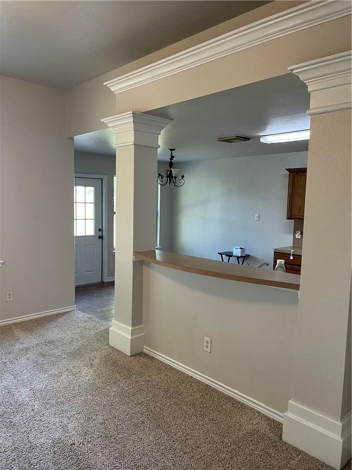 2325 Light Wind Dr - Photo 3 of 19