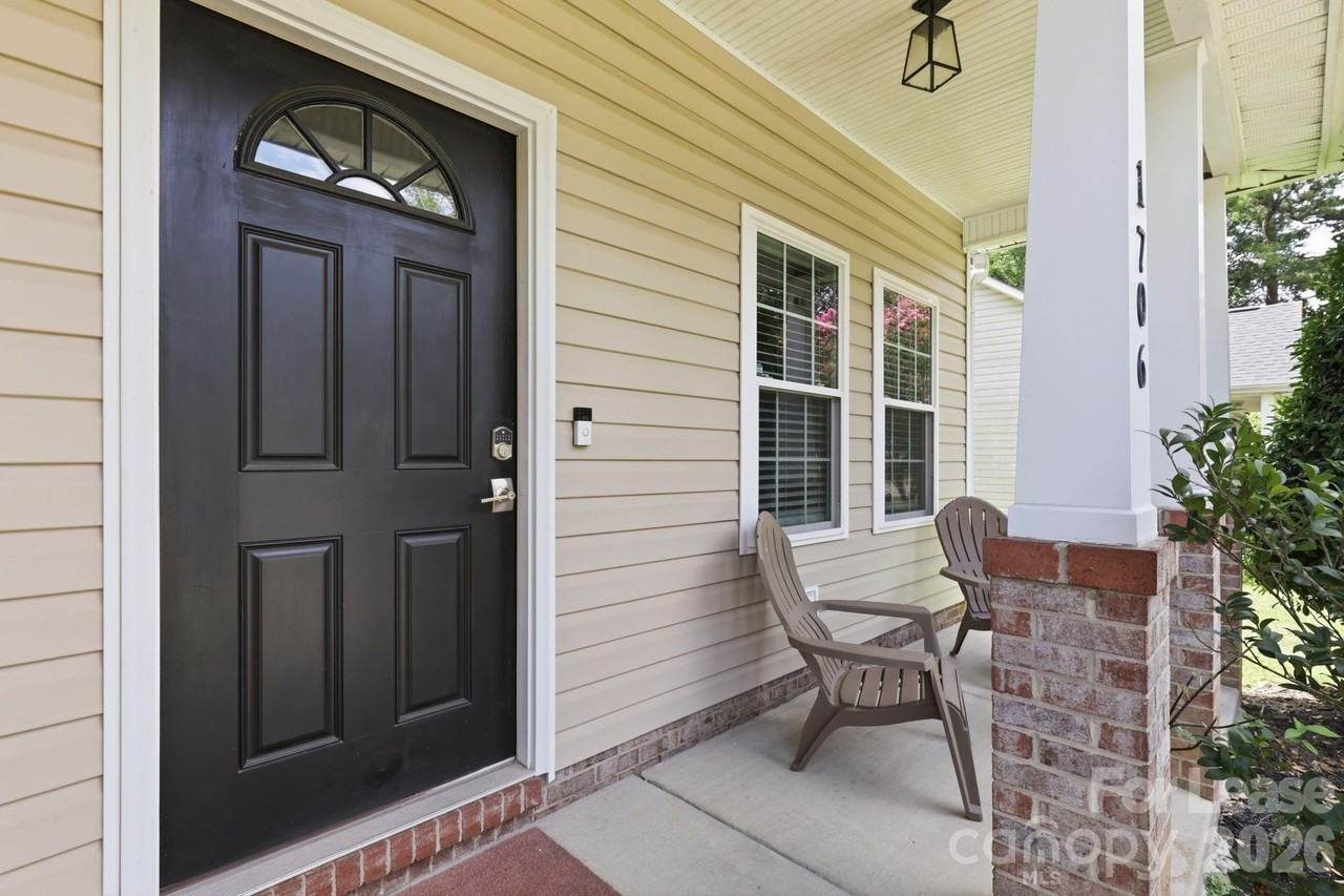 1706 Dallas Ave - Photo 5 of 29