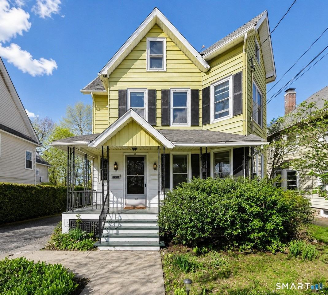 23 Quintard Ave #A