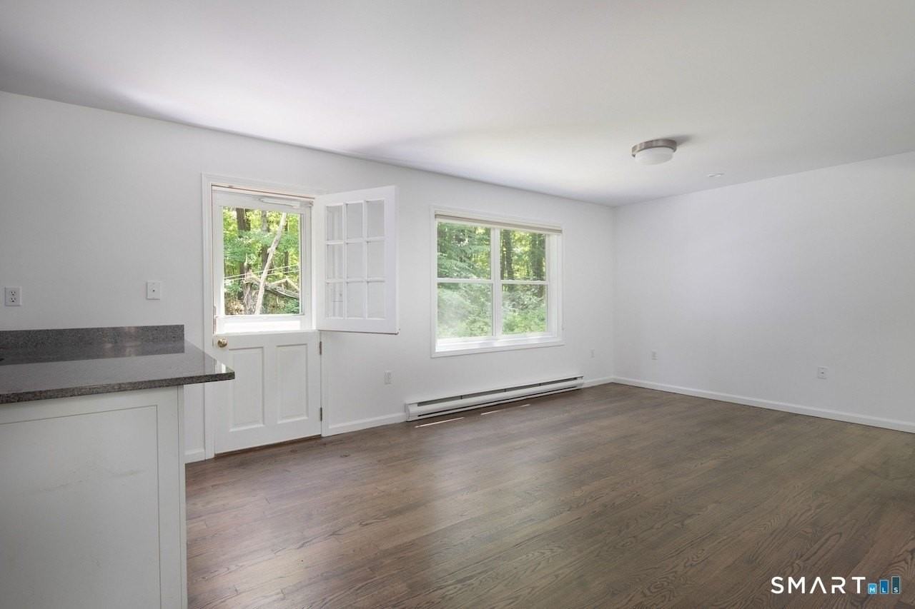 19 E Main St - Photo 6 of 24