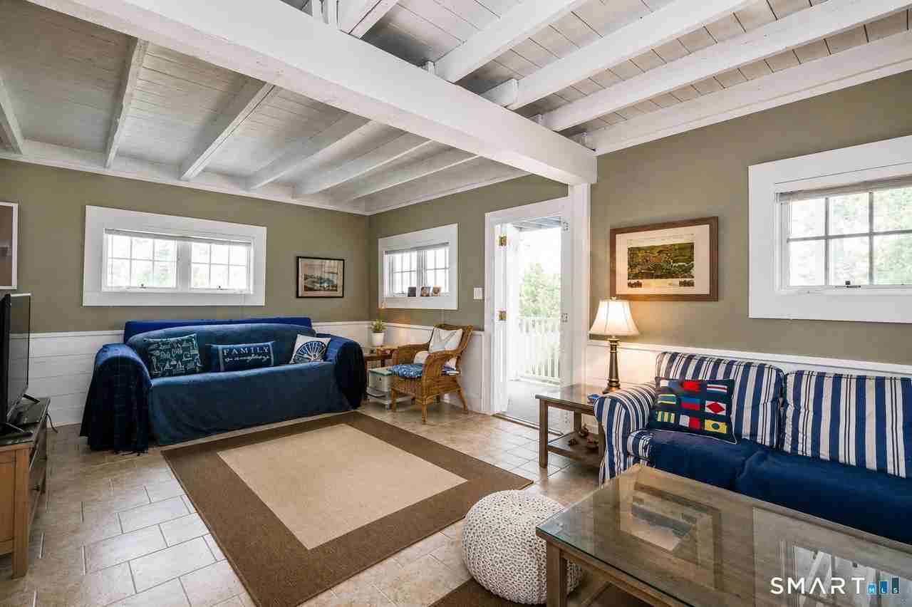 12 Groveway - Photo 7 of 8