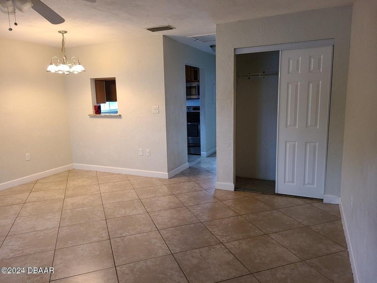 102 S Peninsula Dr #200 - Photo 2 of 10