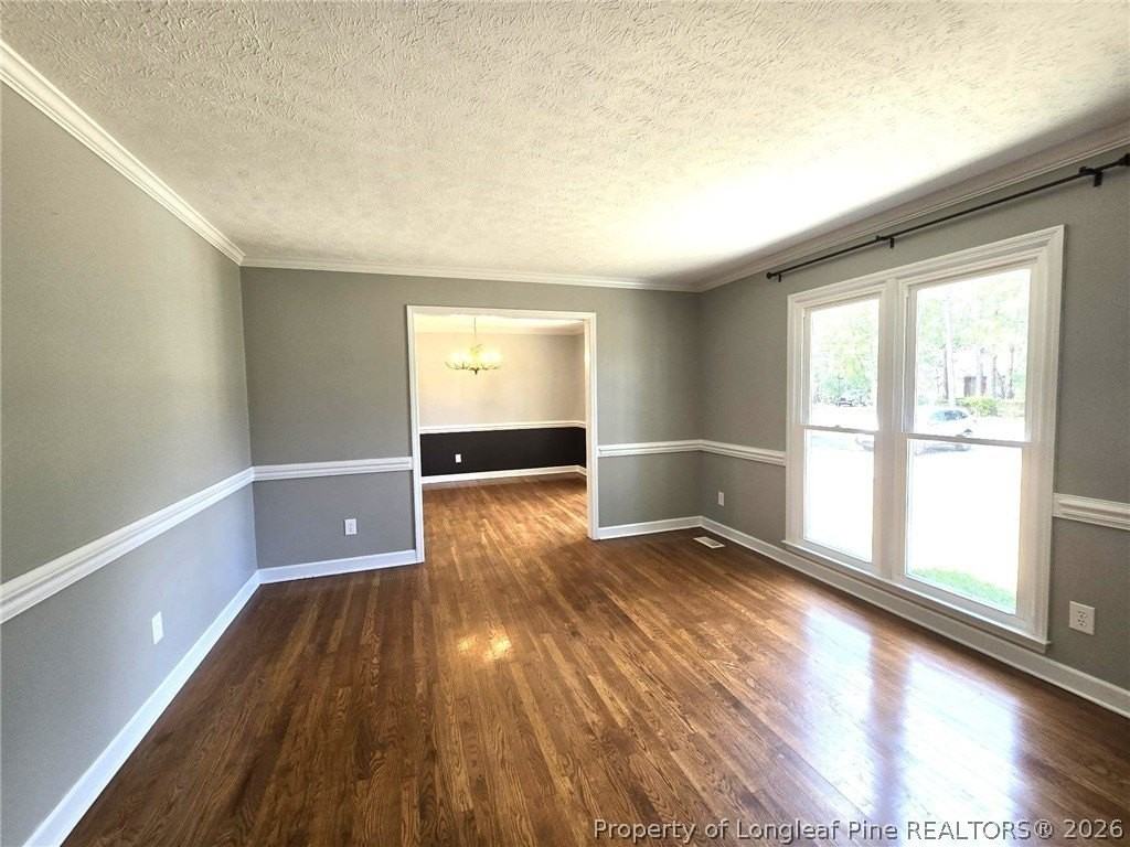 7786 Dragonhead Rd - Photo 5 of 35