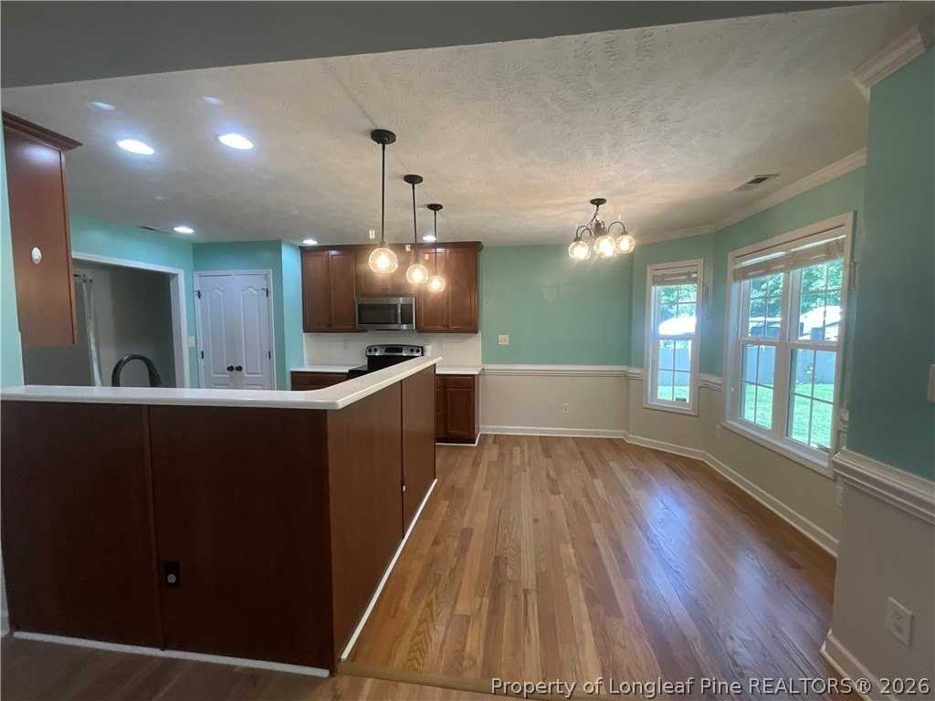 404 Windover Dr - Photo 7 of 26