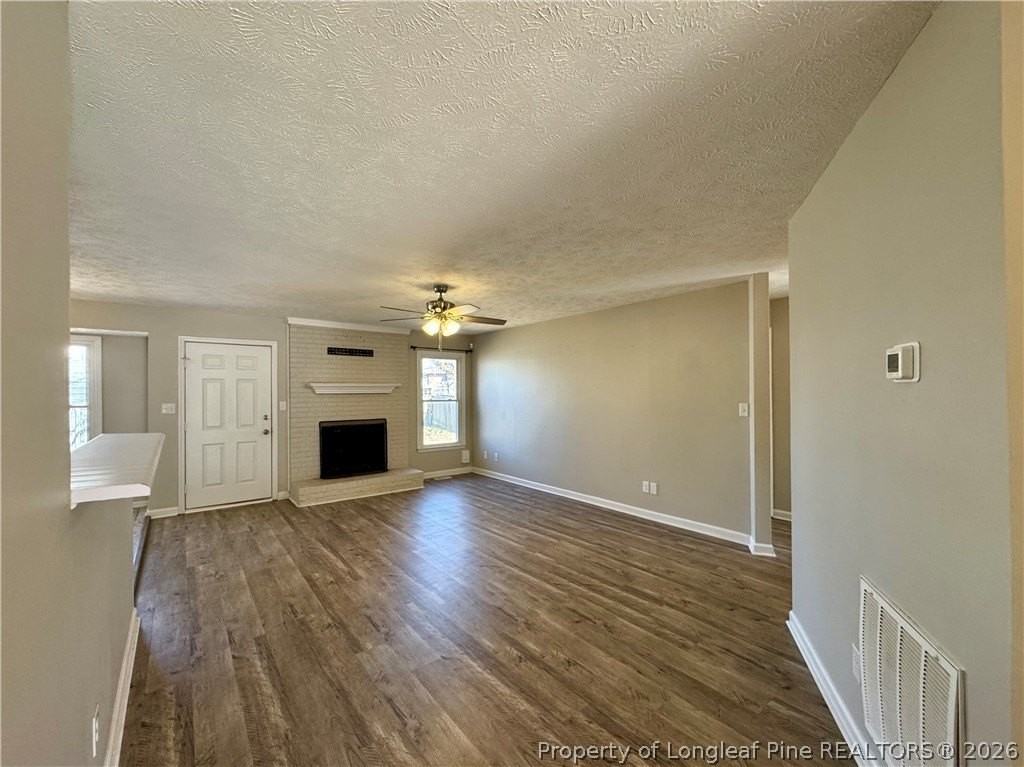 204 Fair Oaks Dr - Photo 3 of 18