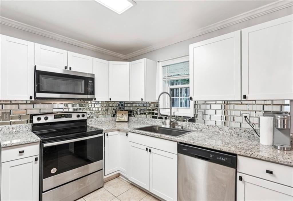 204 Summer Pl - Photo 5 of 20