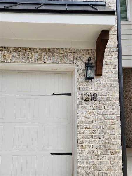 1218 Westshore Dr - Photo 2 of 28