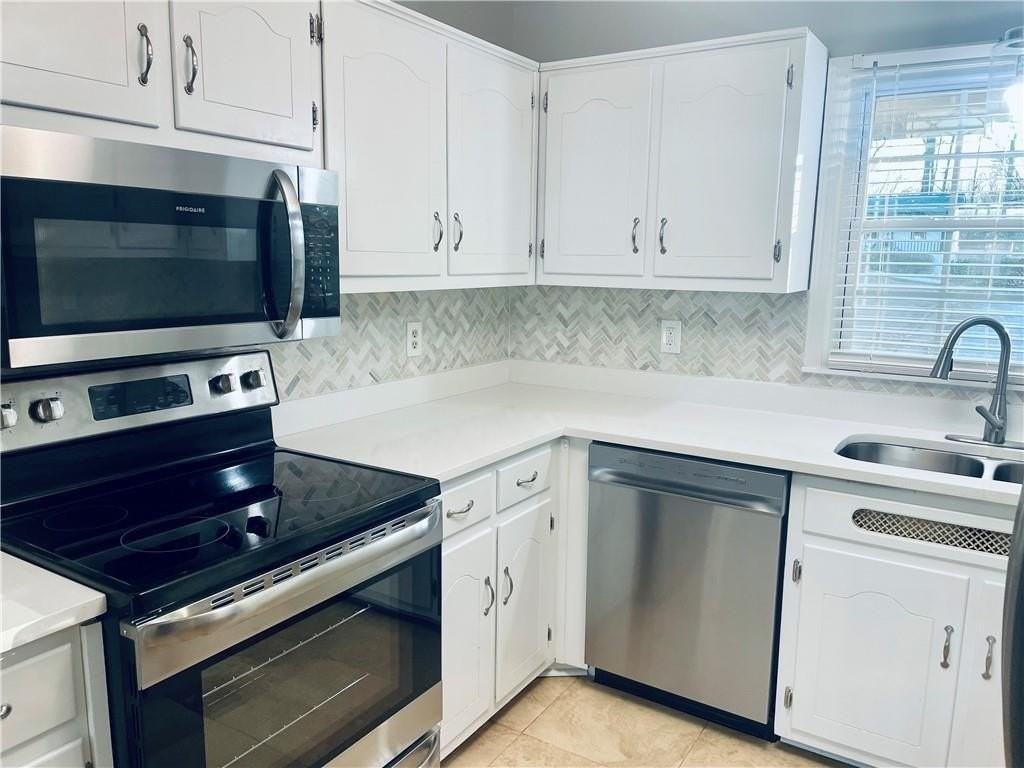 637 Rae Dr - Photo 4 of 27