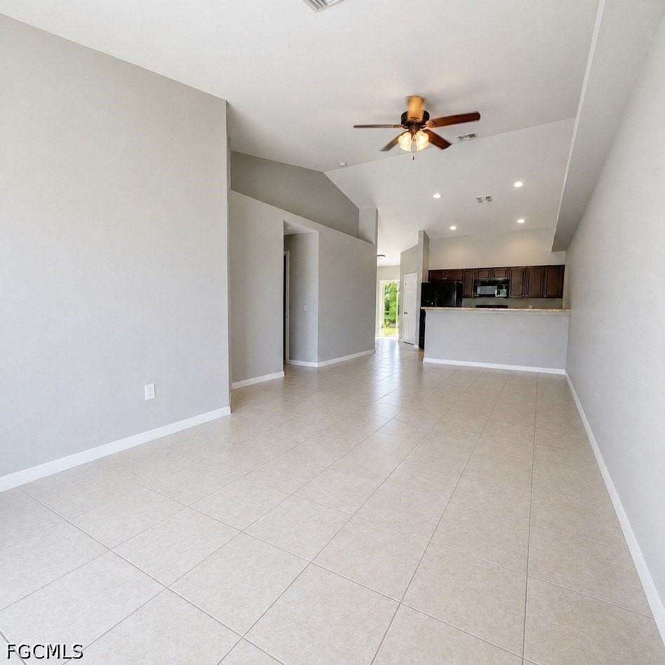 525 Se 4th Ter - Photo 6 of 18