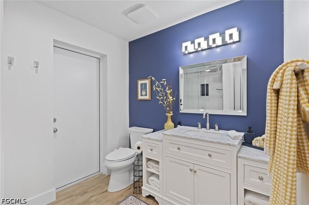 2232 Se 27th St - Photo 6 of 36