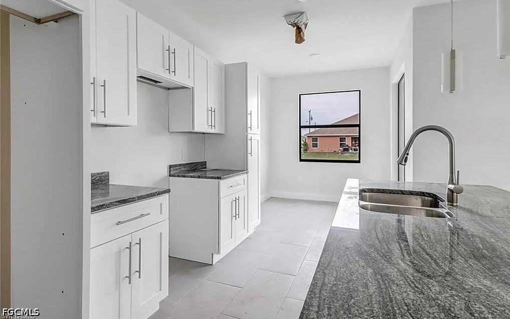 408 Chiquita Blvd N - Photo 7 of 19