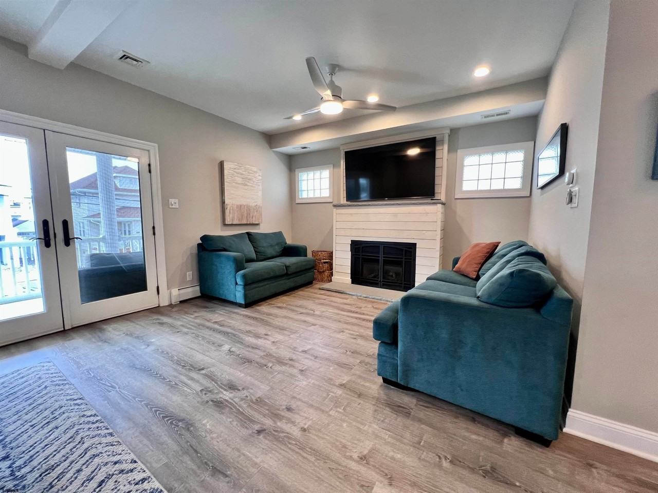 9 N Wyoming Ave - Photo 7 of 50