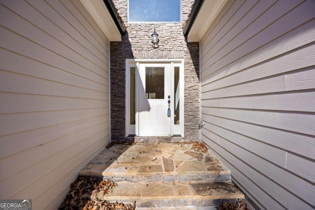 360 Ansley Dr - Photo 2 of 44