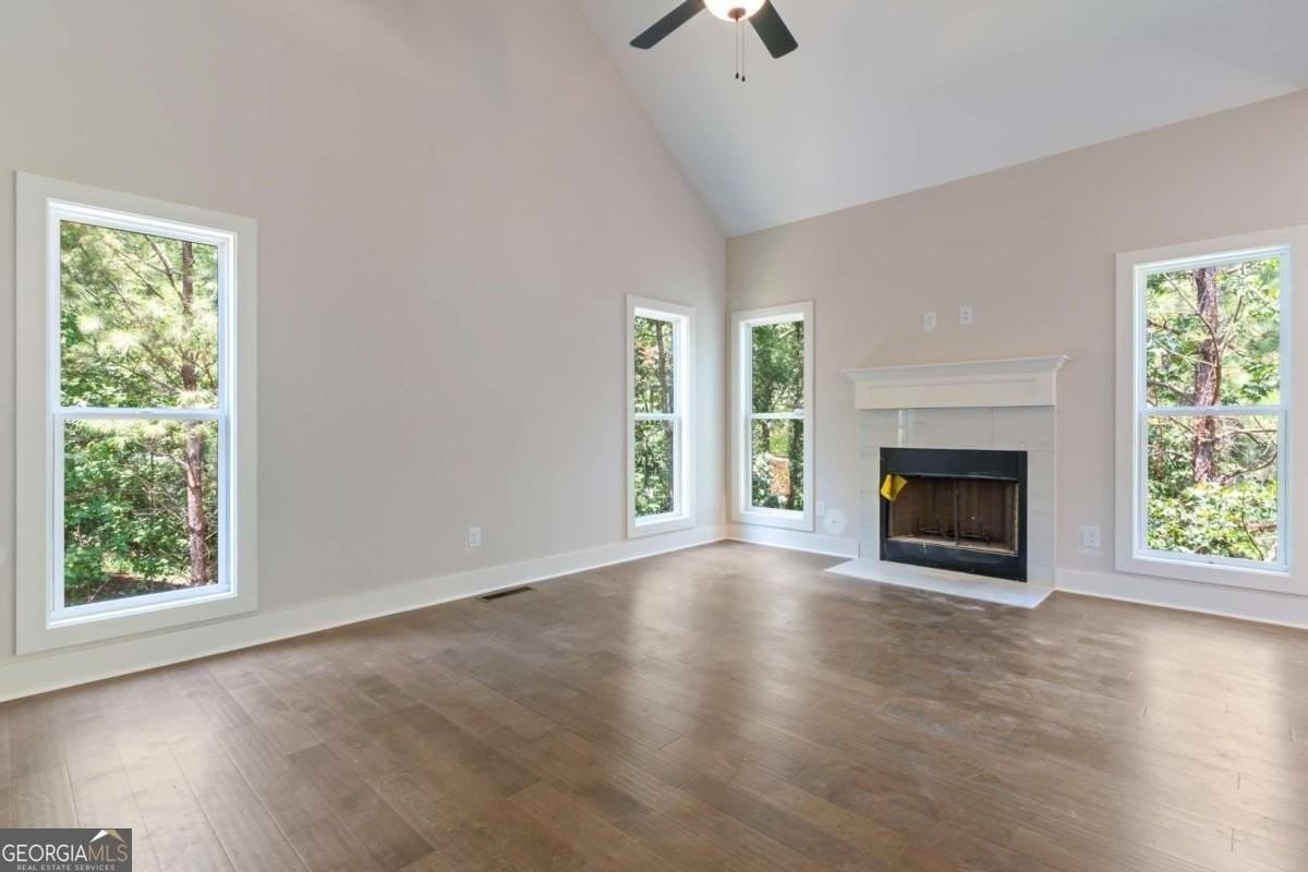 400 Ansley Dr - Photo 7 of 37