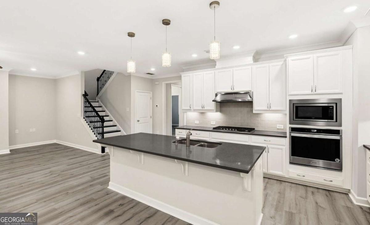 520 Cresentry Brk - Photo 5 of 35