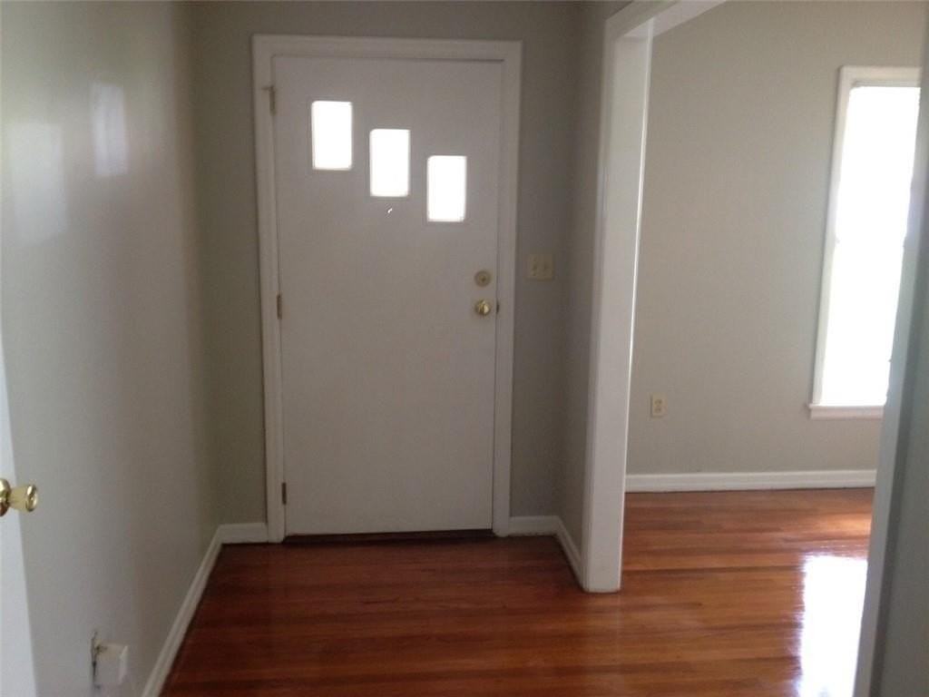 306 Alpine St - Photo 3 of 12