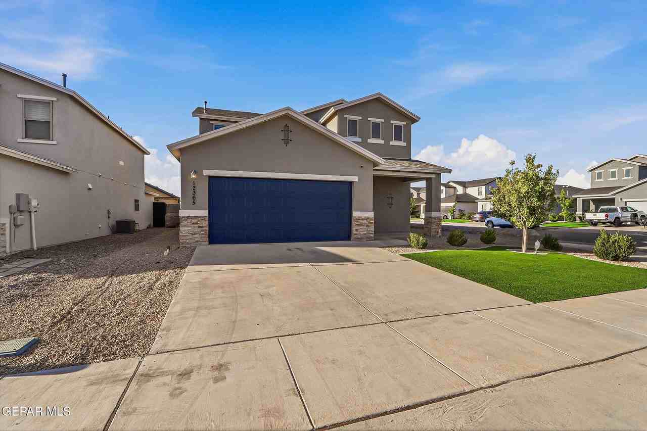 12365 Desert Vista Ave - Photo 2 of 50