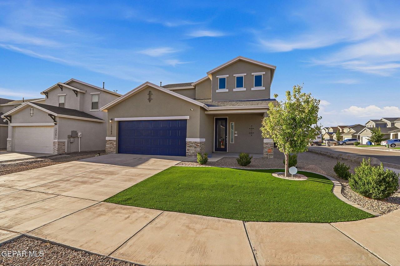 12365 Desert Vista Ave - Photo 3 of 50