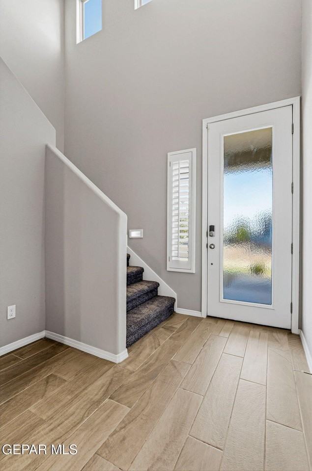 12365 Desert Vista Ave - Photo 5 of 50
