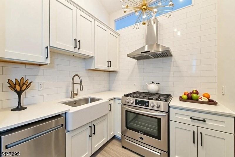 378 Claremont Ave #8 - Photo 5 of 17
