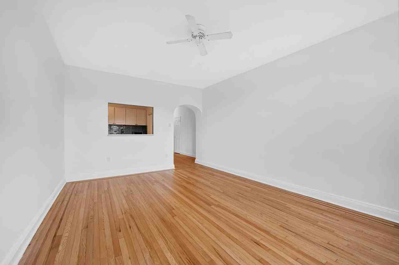 108 Palisade Ave #A2 - Photo 4 of 28