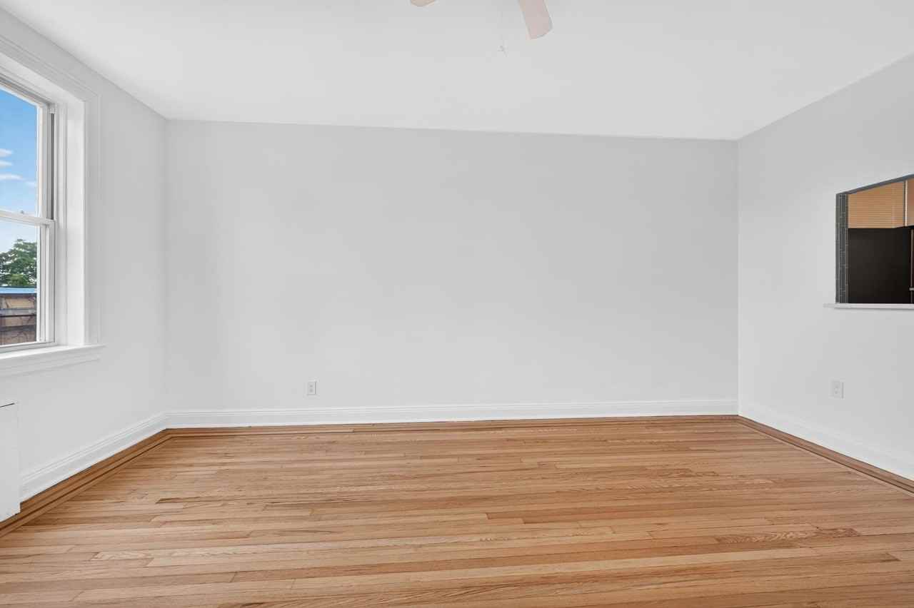 108 Palisade Ave #A2 - Photo 6 of 28