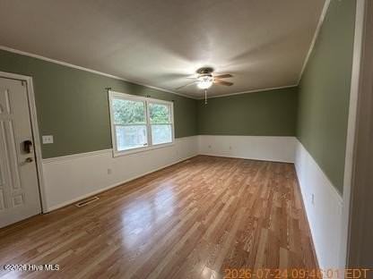 319 Cardinal Rd - Photo 2 of 15