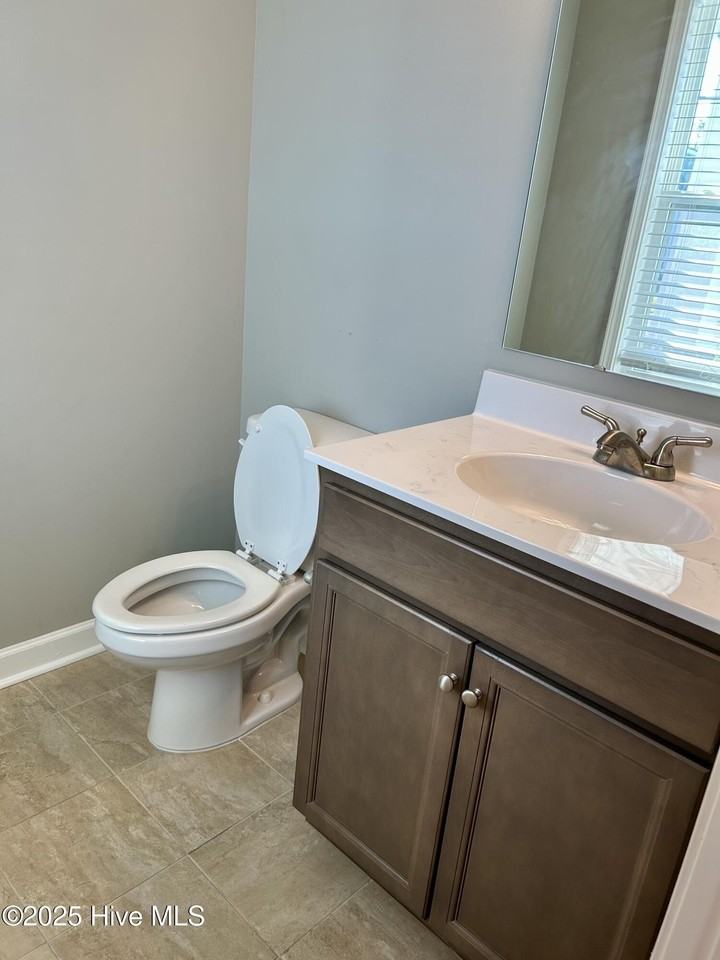 5290 Vespar Ct - Photo 3 of 14