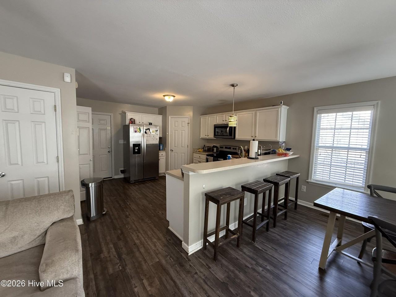 754 Jim Grant Ave - Photo 4 of 18