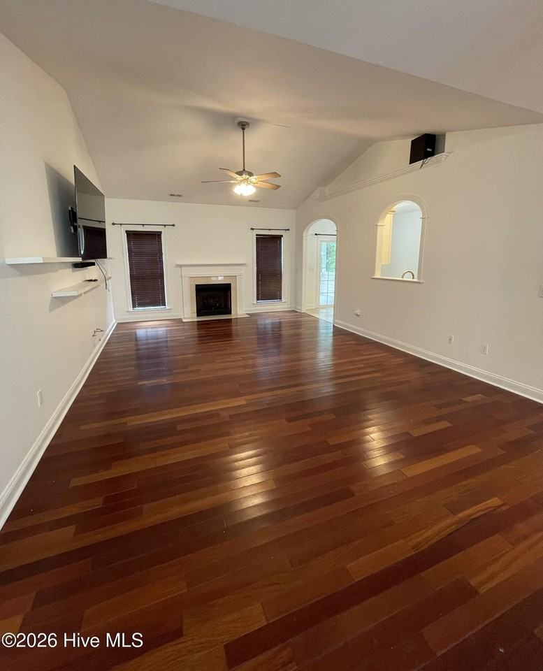 711 Barney Fones Dr - Photo 3 of 29