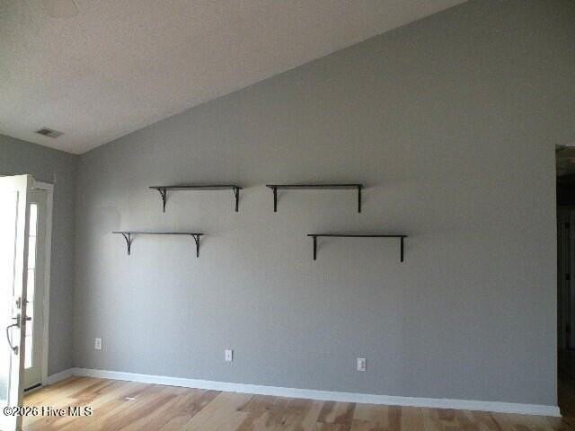 403 Jacqueline Dr - Photo 3 of 31