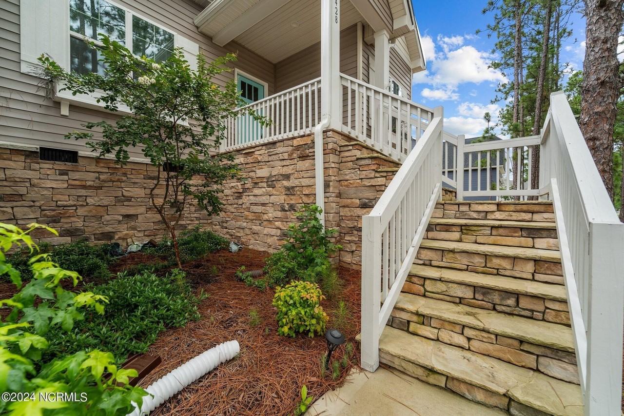 428 Gretchen Rd - Photo 5 of 45