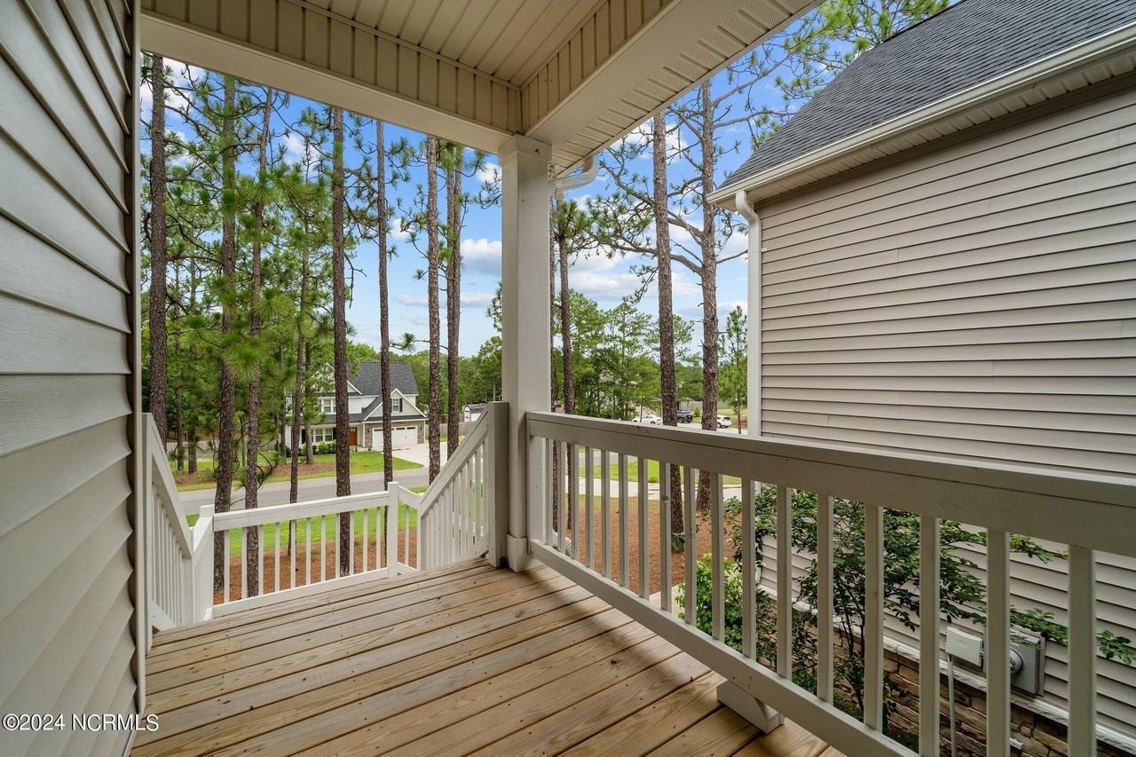 428 Gretchen Rd - Photo 7 of 45