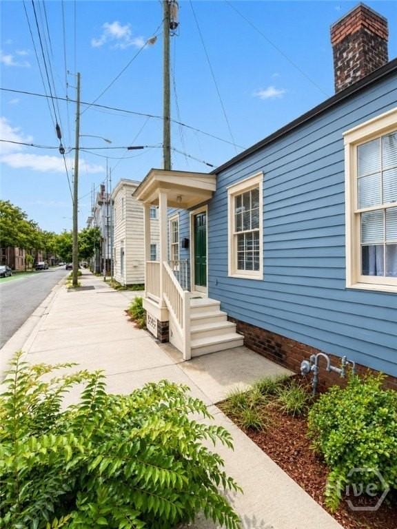 344 Price St - Photo 2 of 12