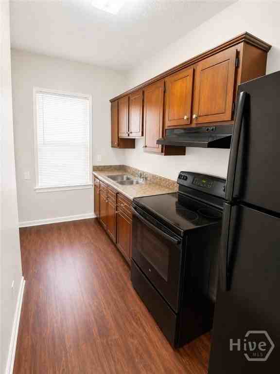 344 Price St - Photo 5 of 12