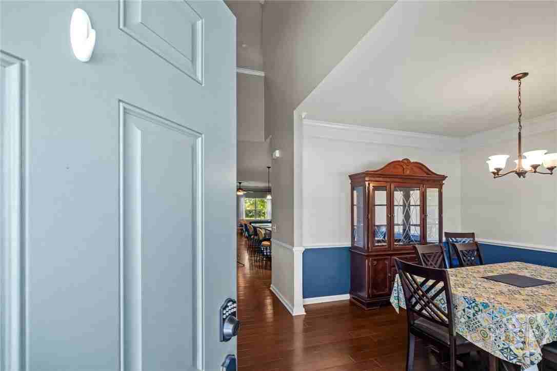 105 Sail Maker Ln - Photo 6 of 43