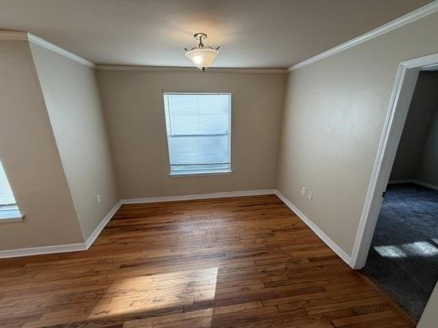 1302 Dale St - Photo 6 of 15