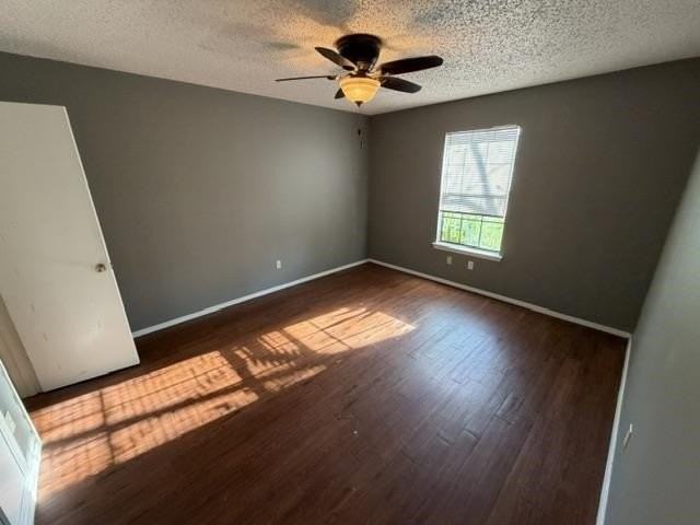26 Dawn Cir Apt B - Photo 2 of 14