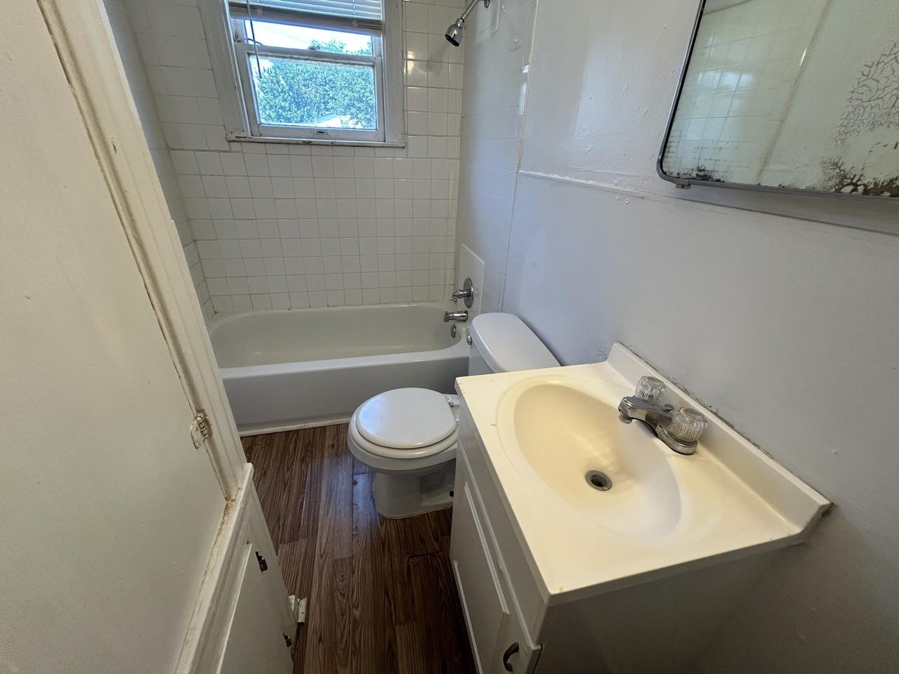 114 N Avenue V - Photo 7 of 21