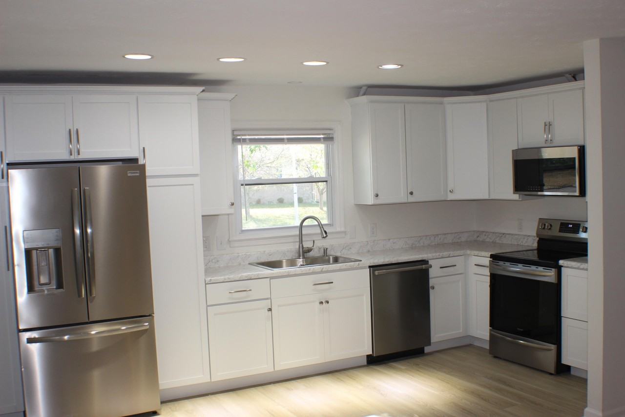 3193 Carriage Ln - Photo 3 of 22