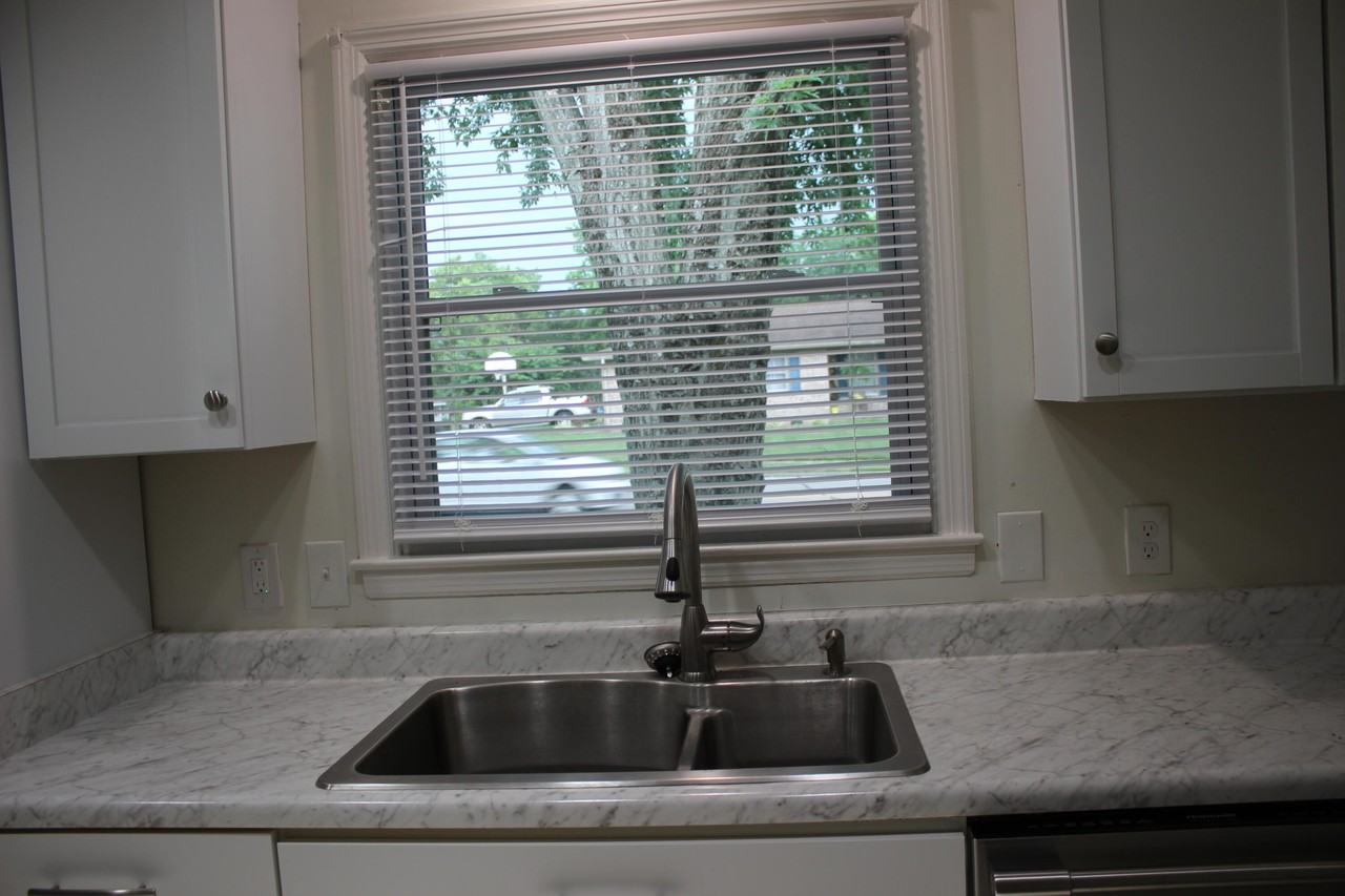 3193 Carriage Ln - Photo 7 of 22