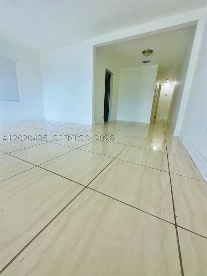 2125 Nw 66th St #2 - Photo 4 of 7