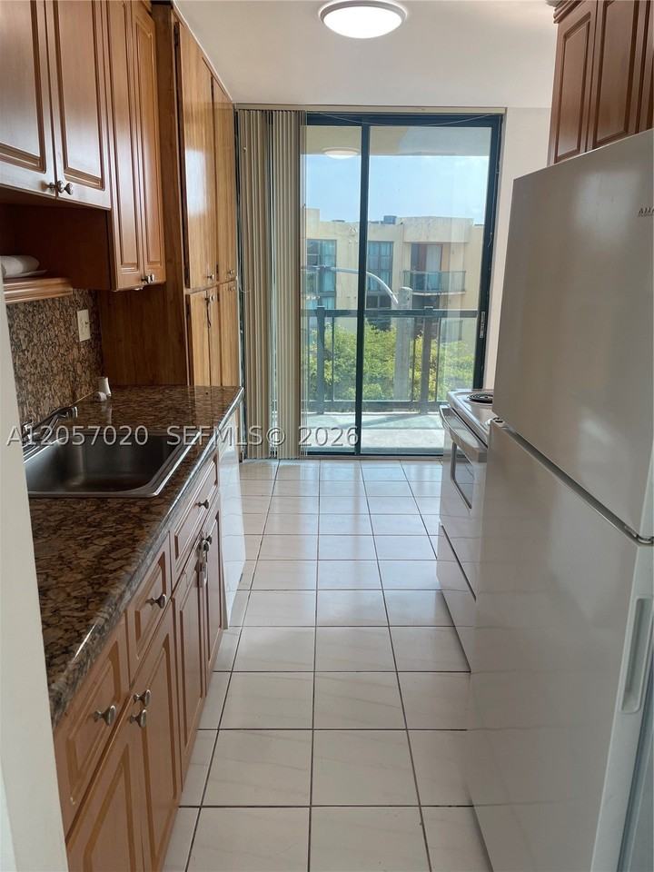 11780 Sw 18th St #510-2 - Photo 4 of 16